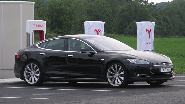 Tesla Service in Alexandria, VA | Yates Express Lube